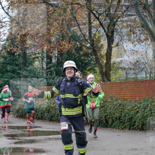 07.12.2025 - St. Pauli X-Mass-Run No. 15 Michael Burmester http://msf.ph/oto/9409336 07.12.2025 09:45:28 Laufen 156 meine-sportfotos.de