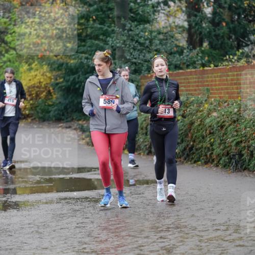 07.12.2025 - St. Pauli X-Mass-Run No. 15 Michael Burmester http://msf.ph/oto/9409344 07.12.2025 11:27:58 Laufen 419, 589, 13 meine-sportfotos.de