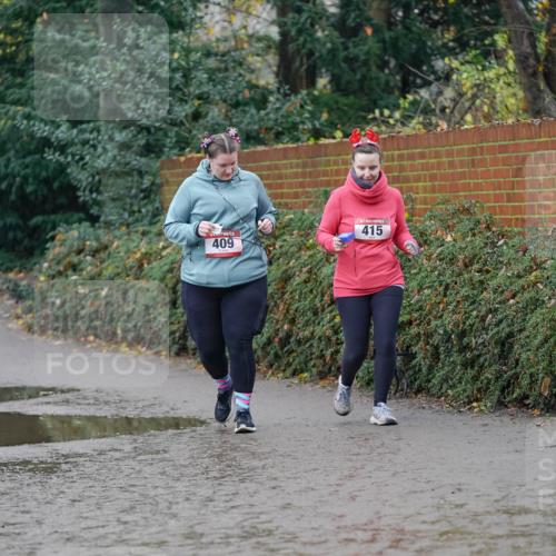 07.12.2025 - St. Pauli X-Mass-Run No. 15 Michael Burmester http://msf.ph/oto/9409362 07.12.2025 11:28:01 Laufen 2374, 409, 415 meine-sportfotos.de