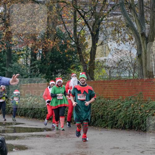 07.12.2025 - St. Pauli X-Mass-Run No. 15 Michael Burmester http://msf.ph/oto/9409385 07.12.2025 09:45:32 Laufen 2712, 2711, 1074, 1077 meine-sportfotos.de