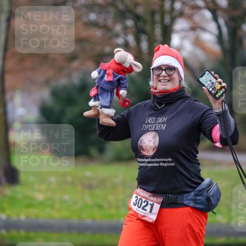 07.12.2025 - St. Pauli X-Mass-Run No. 15 Michael Burmester http://msf.ph/oto/9409509 07.12.2025 11:28:17 Laufen 15, 3021 meine-sportfotos.de