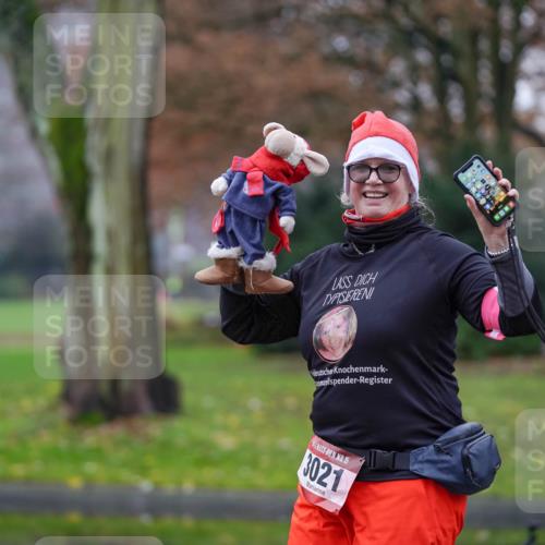 07.12.2025 - St. Pauli X-Mass-Run No. 15 Michael Burmester http://msf.ph/oto/9409515 07.12.2025 11:28:17 Laufen 15, 3021 meine-sportfotos.de