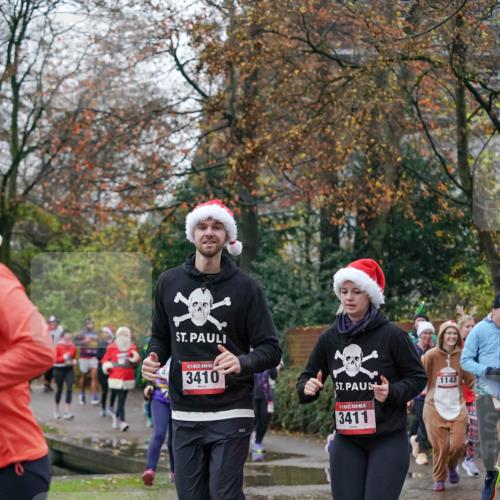 07.12.2025 - St. Pauli X-Mass-Run No. 15 Michael Burmester http://msf.ph/oto/9409520 07.12.2025 09:45:47 Laufen 2, 3410, 15, 3411, 1148 meine-sportfotos.de