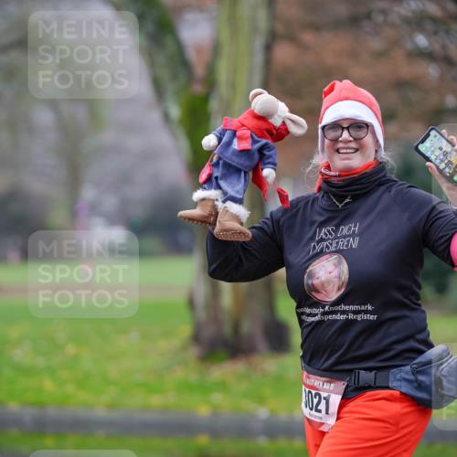 07.12.2025 - St. Pauli X-Mass-Run No. 15 Michael Burmester http://msf.ph/oto/9409521 07.12.2025 11:28:18 Laufen 15, 3021 meine-sportfotos.de