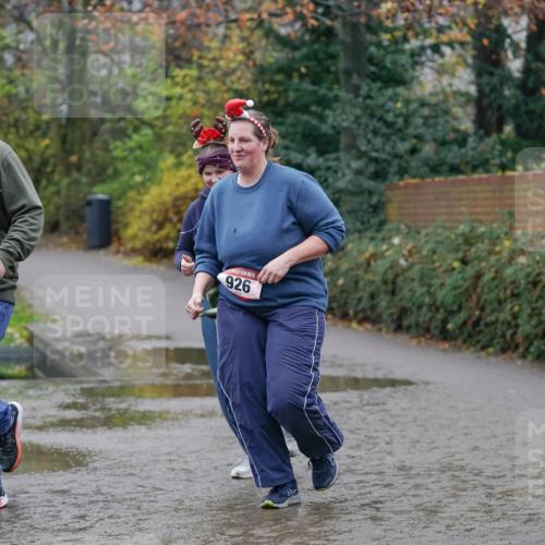 07.12.2025 - St. Pauli X-Mass-Run No. 15 Michael Burmester http://msf.ph/oto/9409581 07.12.2025 11:28:27 Laufen 151, 933, 15, 926 meine-sportfotos.de