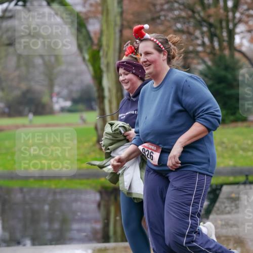 07.12.2025 - St. Pauli X-Mass-Run No. 15 Michael Burmester http://msf.ph/oto/9409599 07.12.2025 11:28:28 Laufen 15, 926 meine-sportfotos.de
