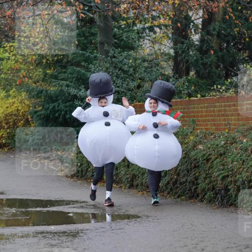07.12.2025 - St. Pauli X-Mass-Run No. 15 Michael Burmester http://msf.ph/oto/9409608 07.12.2025 11:28:36 Laufen  meine-sportfotos.de