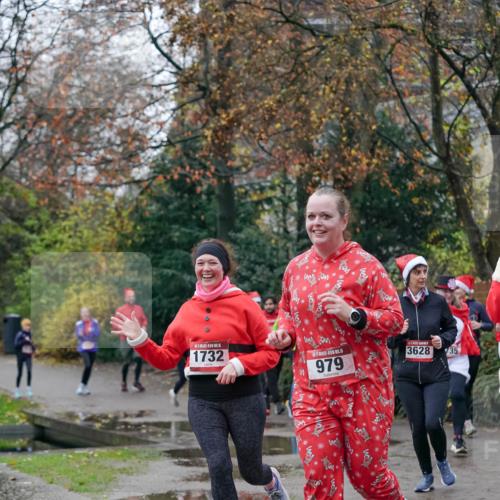 07.12.2025 - St. Pauli X-Mass-Run No. 15 Michael Burmester http://msf.ph/oto/9409612 07.12.2025 09:45:56 Laufen 15, 1732, 15, 979, 3628, 35 meine-sportfotos.de