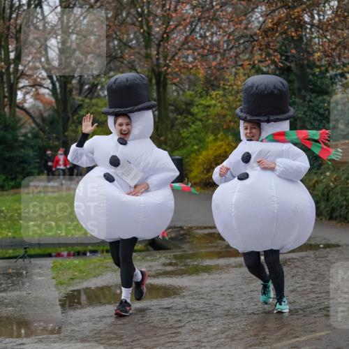 07.12.2025 - St. Pauli X-Mass-Run No. 15 Michael Burmester http://msf.ph/oto/9409650 07.12.2025 11:28:40 Laufen  meine-sportfotos.de