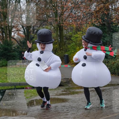 07.12.2025 - St. Pauli X-Mass-Run No. 15 Michael Burmester http://msf.ph/oto/9409653 07.12.2025 11:28:41 Laufen  meine-sportfotos.de