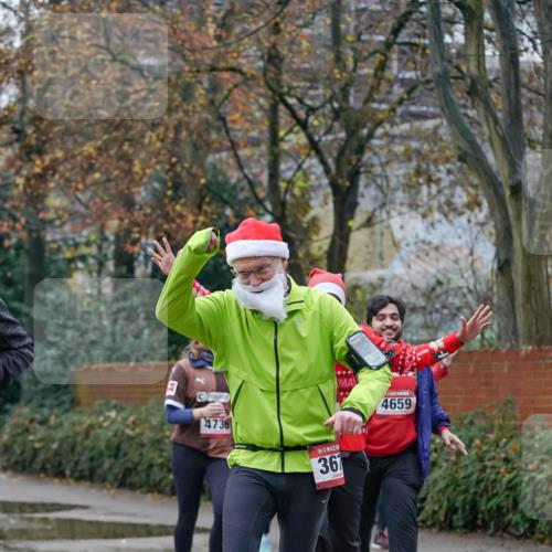 07.12.2025 - St. Pauli X-Mass-Run No. 15 Michael Burmester http://msf.ph/oto/9409660 07.12.2025 09:46:02 Laufen 4736, 36, 4659 meine-sportfotos.de