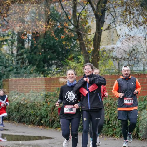 07.12.2025 - St. Pauli X-Mass-Run No. 15 Michael Burmester http://msf.ph/oto/9409704 07.12.2025 09:46:11 Laufen 1910, 390, 1316 meine-sportfotos.de