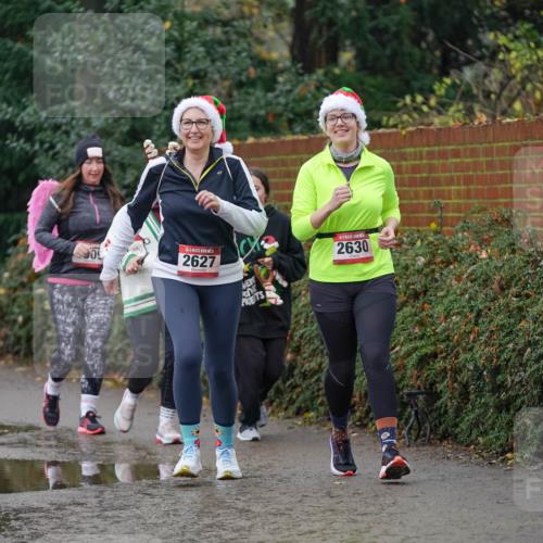 07.12.2025 - St. Pauli X-Mass-Run No. 15 Michael Burmester http://msf.ph/oto/9409721 07.12.2025 11:29:00 Laufen 339, 2627, 2630 meine-sportfotos.de