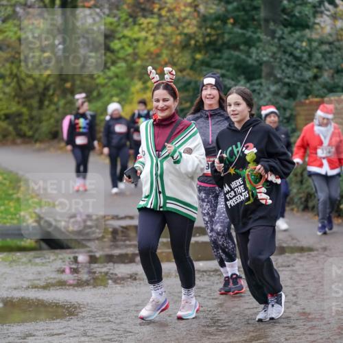 07.12.2025 - St. Pauli X-Mass-Run No. 15 Michael Burmester http://msf.ph/oto/9409745 07.12.2025 11:29:04 Laufen 9 meine-sportfotos.de