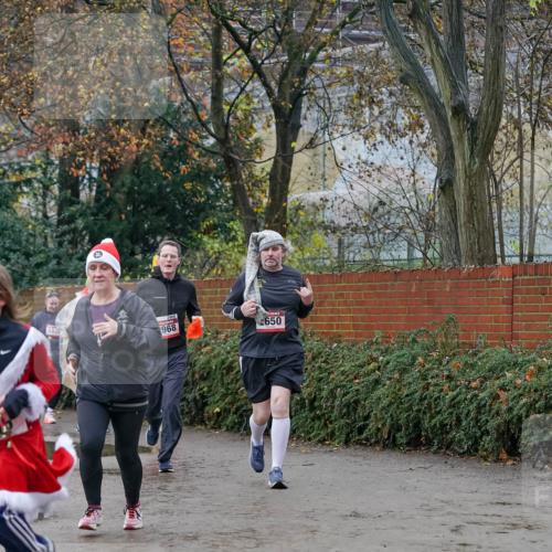 07.12.2025 - St. Pauli X-Mass-Run No. 15 Michael Burmester http://msf.ph/oto/9409766 07.12.2025 09:46:17 Laufen 968, 2650 meine-sportfotos.de