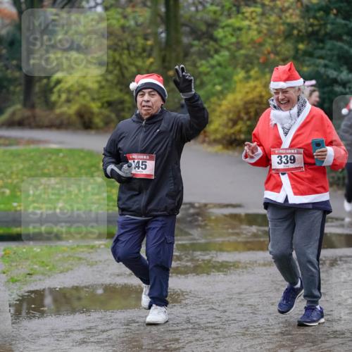 07.12.2025 - St. Pauli X-Mass-Run No. 15 Michael Burmester http://msf.ph/oto/9409777 07.12.2025 11:29:09 Laufen 15, 145, 15, 339 meine-sportfotos.de