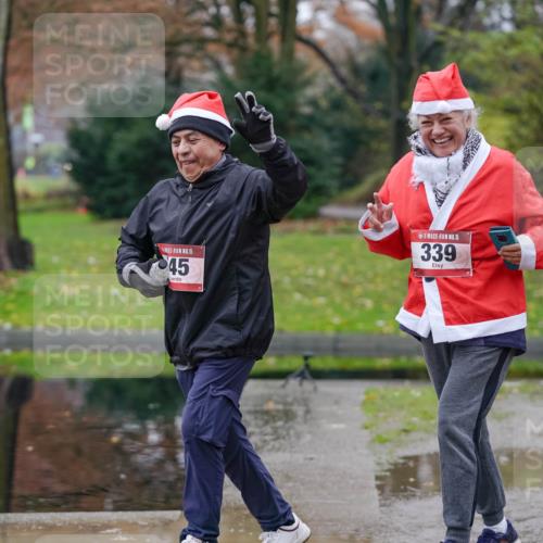 07.12.2025 - St. Pauli X-Mass-Run No. 15 Michael Burmester http://msf.ph/oto/9409783 07.12.2025 11:29:10 Laufen 15, 45, 15, 339 meine-sportfotos.de