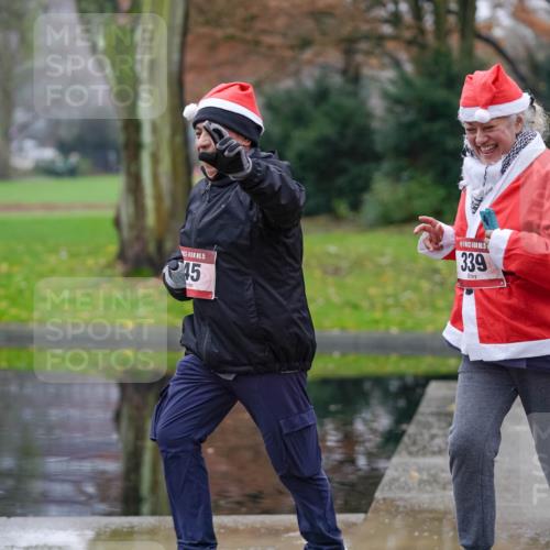 07.12.2025 - St. Pauli X-Mass-Run No. 15 Michael Burmester http://msf.ph/oto/9409792 07.12.2025 11:29:10 Laufen 15, 45, 5, 339 meine-sportfotos.de