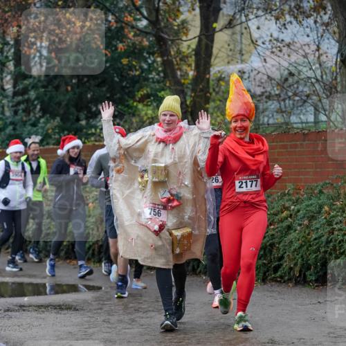 07.12.2025 - St. Pauli X-Mass-Run No. 15 Michael Burmester http://msf.ph/oto/9409796 07.12.2025 09:46:21 Laufen 3904, 756, 26, 2177 meine-sportfotos.de
