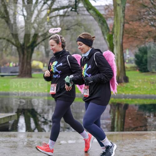 07.12.2025 - St. Pauli X-Mass-Run No. 15 Michael Burmester http://msf.ph/oto/9409824 07.12.2025 11:29:18 Laufen 303, 1877 meine-sportfotos.de