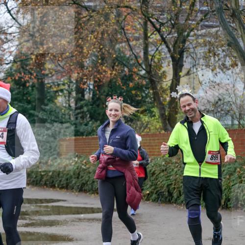 07.12.2025 - St. Pauli X-Mass-Run No. 15 Michael Burmester http://msf.ph/oto/9409849 07.12.2025 09:46:27 Laufen 15, 4, 8, 99 meine-sportfotos.de