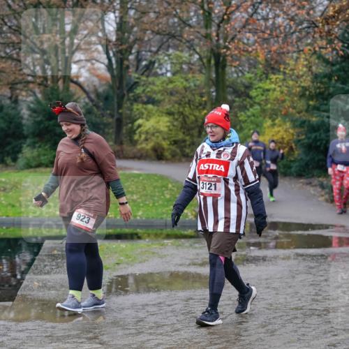 07.12.2025 - St. Pauli X-Mass-Run No. 15 Michael Burmester http://msf.ph/oto/9409854 07.12.2025 11:29:59 Laufen 923, 3121 meine-sportfotos.de