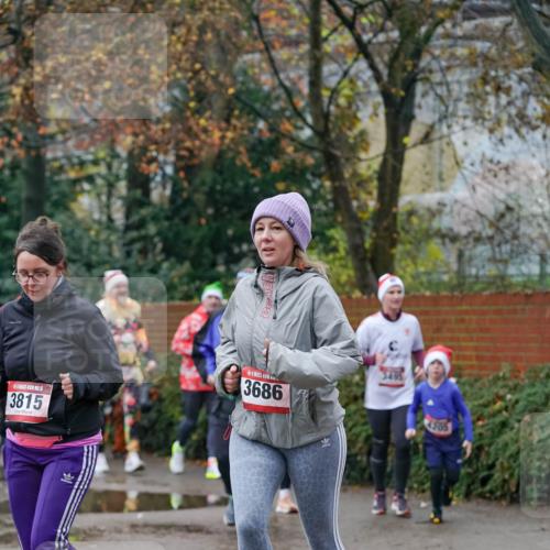 07.12.2025 - St. Pauli X-Mass-Run No. 15 Michael Burmester http://msf.ph/oto/9409901 07.12.2025 09:46:43 Laufen 5, 3815, 3686, 4205 meine-sportfotos.de