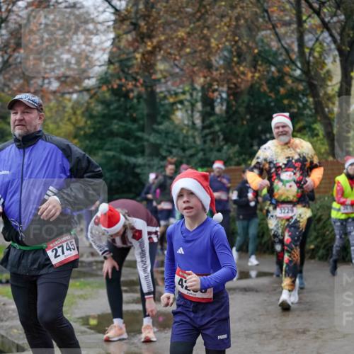 07.12.2025 - St. Pauli X-Mass-Run No. 15 Michael Burmester http://msf.ph/oto/9409931 07.12.2025 09:46:47 Laufen 2745 meine-sportfotos.de