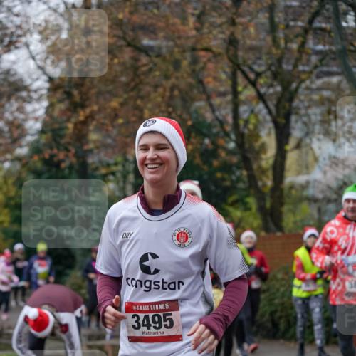 07.12.2025 - St. Pauli X-Mass-Run No. 15 Michael Burmester http://msf.ph/oto/9409934 07.12.2025 09:46:48 Laufen 1910, 15, 3495, 36 meine-sportfotos.de
