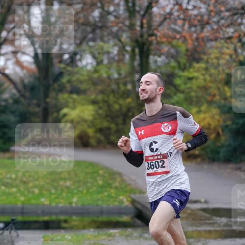 07.12.2025 - St. Pauli X-Mass-Run No. 15 Michael Burmester http://msf.ph/oto/9409941 07.12.2025 11:36:50 Laufen 15, 3602 meine-sportfotos.de