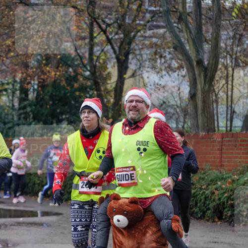 07.12.2025 - St. Pauli X-Mass-Run No. 15 Michael Burmester http://msf.ph/oto/9409969 07.12.2025 09:46:51 Laufen 28, 15 meine-sportfotos.de