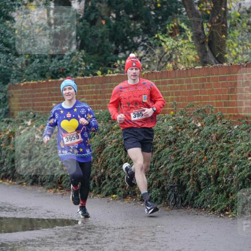 07.12.2025 - St. Pauli X-Mass-Run No. 15 Michael Burmester http://msf.ph/oto/9410003 07.12.2025 11:38:03 Laufen 3959, 395 meine-sportfotos.de