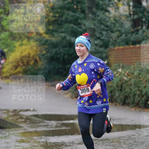07.12.2025 - St. Pauli X-Mass-Run No. 15 Michael Burmester http://msf.ph/oto/9410011 07.12.2025 11:38:04 Laufen 15, 3959 meine-sportfotos.de