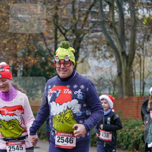 07.12.2025 - St. Pauli X-Mass-Run No. 15 Michael Burmester http://msf.ph/oto/9410027 07.12.2025 09:46:59 Laufen 15, 2545, 15, 2546, 438 meine-sportfotos.de