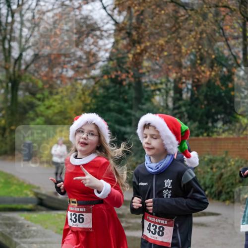07.12.2025 - St. Pauli X-Mass-Run No. 15 Michael Burmester http://msf.ph/oto/9410045 07.12.2025 09:47:01 Laufen 15, 436, 15, 438 meine-sportfotos.de