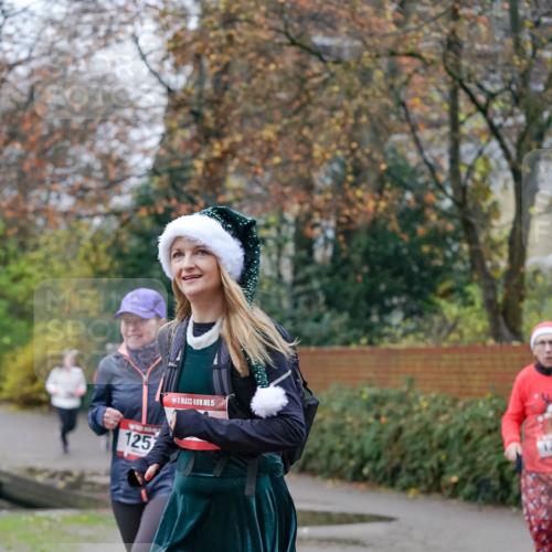 07.12.2025 - St. Pauli X-Mass-Run No. 15 Michael Burmester http://msf.ph/oto/9410048 07.12.2025 09:47:01 Laufen 125, 15 meine-sportfotos.de