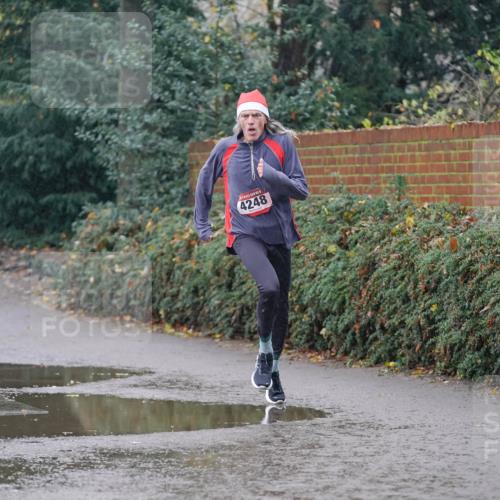 07.12.2025 - St. Pauli X-Mass-Run No. 15 Michael Burmester http://msf.ph/oto/9410067 07.12.2025 11:38:18 Laufen 4248 meine-sportfotos.de