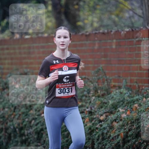 07.12.2025 - St. Pauli X-Mass-Run No. 15 Michael Burmester http://msf.ph/oto/9410106 07.12.2025 11:38:38 Laufen 5, 3031 meine-sportfotos.de