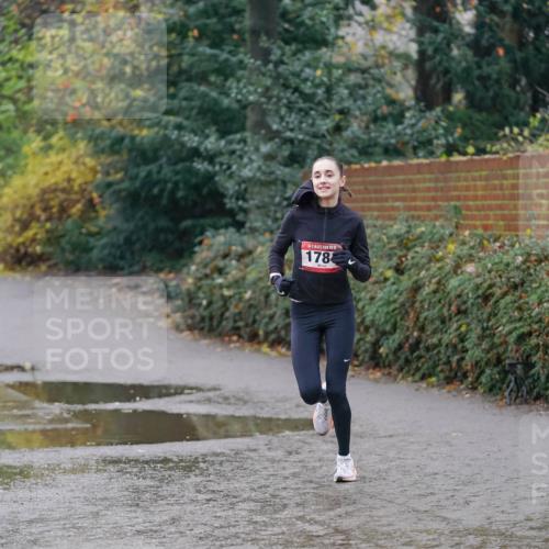 07.12.2025 - St. Pauli X-Mass-Run No. 15 Michael Burmester http://msf.ph/oto/9410133 07.12.2025 11:38:57 Laufen 178 meine-sportfotos.de