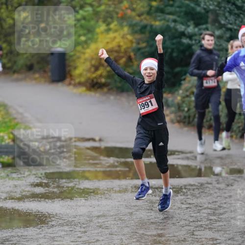 07.12.2025 - St. Pauli X-Mass-Run No. 15 Michael Burmester http://msf.ph/oto/9410159 07.12.2025 11:39:06 Laufen 15, 3991, 2862 meine-sportfotos.de