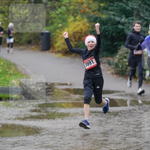 07.12.2025 - St. Pauli X-Mass-Run No. 15 Michael Burmester http://msf.ph/oto/9410162 07.12.2025 11:39:06 Laufen 15, 3991, 2862 meine-sportfotos.de