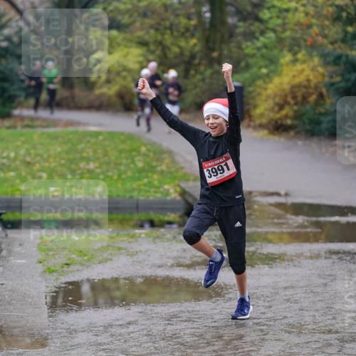 07.12.2025 - St. Pauli X-Mass-Run No. 15 Michael Burmester http://msf.ph/oto/9410168 07.12.2025 11:39:06 Laufen 15, 3991, 2862 meine-sportfotos.de