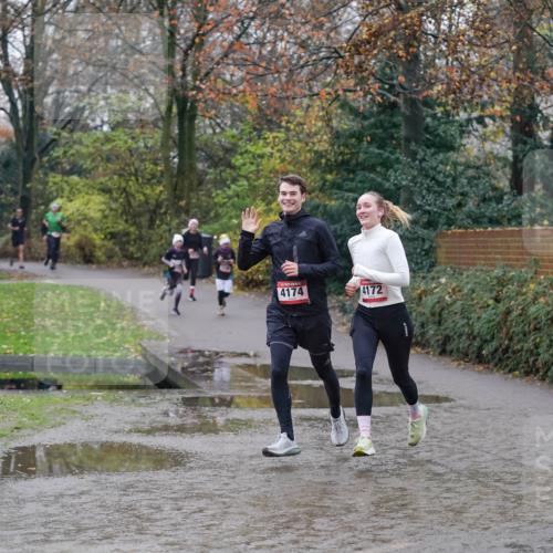 07.12.2025 - St. Pauli X-Mass-Run No. 15 Michael Burmester http://msf.ph/oto/9410182 07.12.2025 11:39:08 Laufen 4174, 4172 meine-sportfotos.de