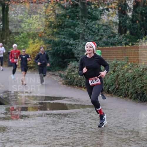 07.12.2025 - St. Pauli X-Mass-Run No. 15 Michael Burmester http://msf.ph/oto/9410230 07.12.2025 11:39:16 Laufen 1535 meine-sportfotos.de