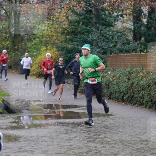 07.12.2025 - St. Pauli X-Mass-Run No. 15 Michael Burmester http://msf.ph/oto/9410242 07.12.2025 11:39:17 Laufen 535, 3989 meine-sportfotos.de