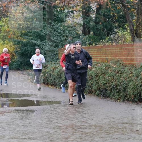 07.12.2025 - St. Pauli X-Mass-Run No. 15 Michael Burmester http://msf.ph/oto/9410251 07.12.2025 11:39:20 Laufen 294, 524 meine-sportfotos.de