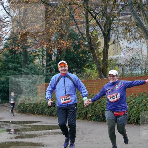 07.12.2025 - St. Pauli X-Mass-Run No. 15 Michael Burmester http://msf.ph/oto/9410275 07.12.2025 09:47:38 Laufen 1688, 1687 meine-sportfotos.de