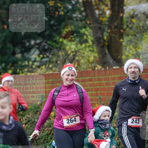 07.12.2025 - St. Pauli X-Mass-Run No. 15 Michael Burmester http://msf.ph/oto/9410299 07.12.2025 09:47:45 Laufen 9, 15, 264, 243 meine-sportfotos.de