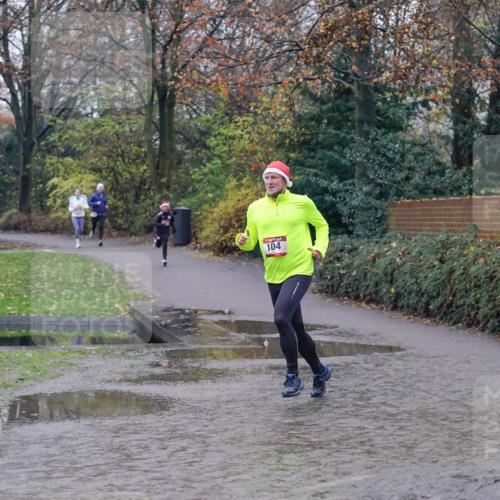 07.12.2025 - St. Pauli X-Mass-Run No. 15 Michael Burmester http://msf.ph/oto/9410300 07.12.2025 11:39:27 Laufen 104 meine-sportfotos.de