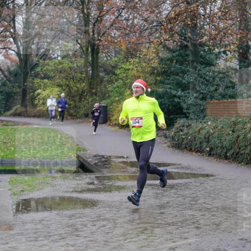 07.12.2025 - St. Pauli X-Mass-Run No. 15 Michael Burmester http://msf.ph/oto/9410304 07.12.2025 11:39:27 Laufen 104 meine-sportfotos.de